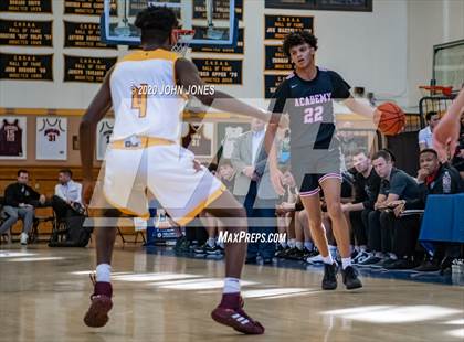 Thumbnail 3 in Cardinal Hayes vs Albany Academy for Boys (Empire Invitational) photogallery.