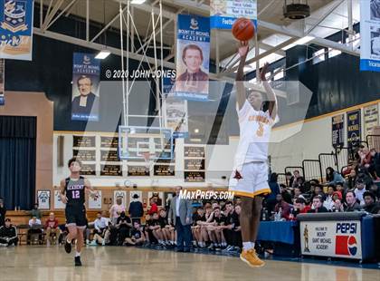 Thumbnail 2 in Cardinal Hayes vs Albany Academy for Boys (Empire Invitational) photogallery.