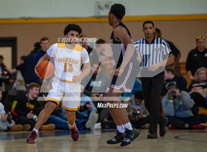 Thumbnail 2 in Cardinal Hayes vs Albany Academy for Boys (Empire Invitational) photogallery.