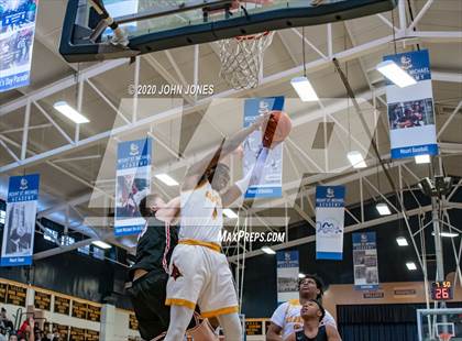 Thumbnail 1 in Cardinal Hayes vs Albany Academy for Boys (Empire Invitational) photogallery.