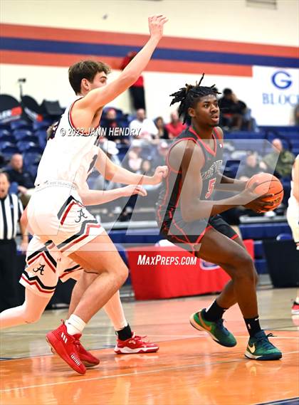 Thumbnail 3 in Alta vs. Arbor View (Tarkanian Classic) photogallery.