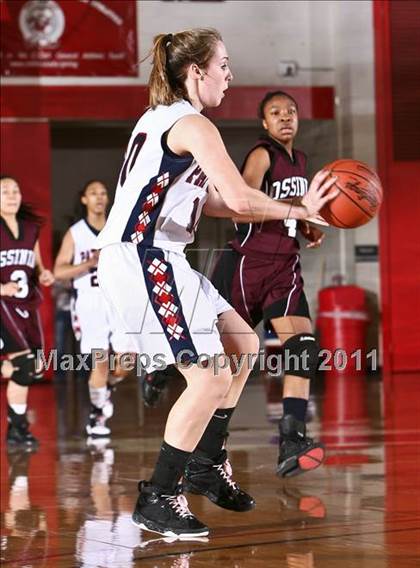 Thumbnail 3 in Ossining vs. Binghamton (NYS AA Regional Final) photogallery.