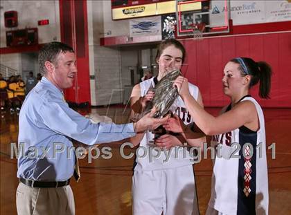 Thumbnail 1 in Ossining vs. Binghamton (NYS AA Regional Final) photogallery.