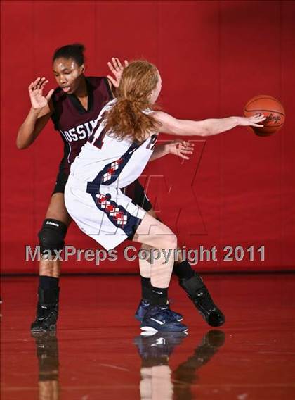 Thumbnail 2 in Ossining vs. Binghamton (NYS AA Regional Final) photogallery.