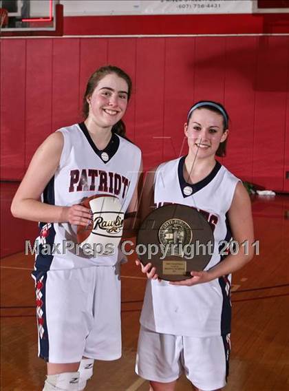 Thumbnail 1 in Ossining vs. Binghamton (NYS AA Regional Final) photogallery.