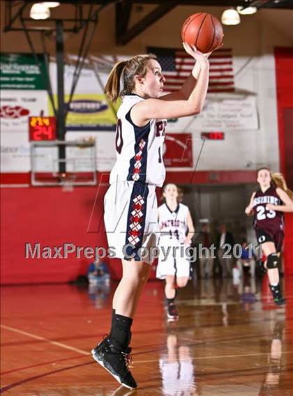 Thumbnail 1 in Ossining vs. Binghamton (NYS AA Regional Final) photogallery.