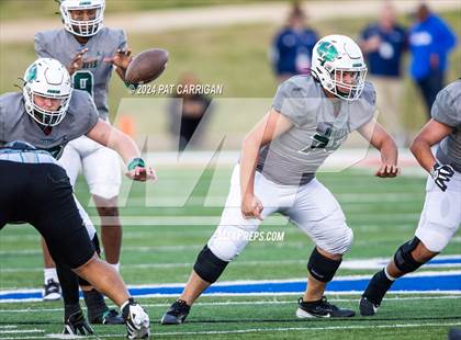Thumbnail 3 in South Oak Cliff vs. Huntsville (UIL Football 5A DII Area) photogallery.