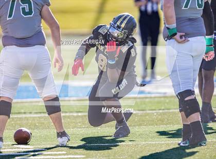 Thumbnail 2 in South Oak Cliff vs. Huntsville (UIL Football 5A DII Area) photogallery.
