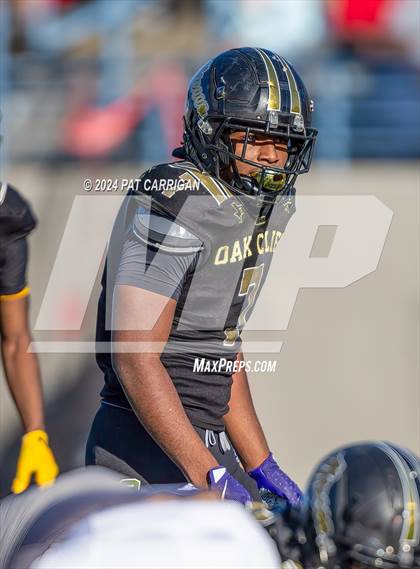 Thumbnail 3 in South Oak Cliff vs. Huntsville (UIL Football 5A DII Area) photogallery.