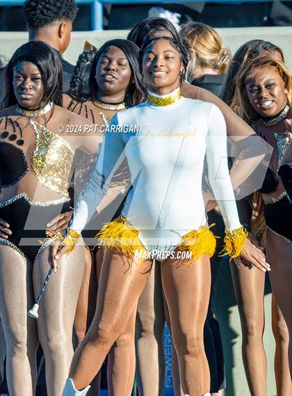 Thumbnail 3 in South Oak Cliff vs. Huntsville (UIL Football 5A DII Area) photogallery.