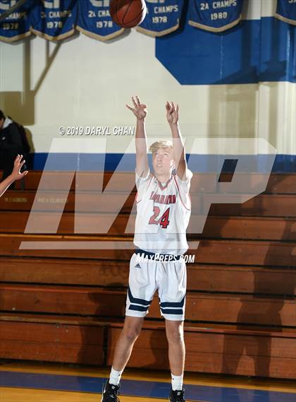 Thumbnail 3 in La Canada vs Maranatha (San Marino Tournament) photogallery.