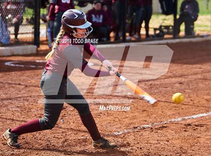 Thumbnail 2 in Dobyns-Bennett vs Sullivan Central (Eastman-Kingsport Invitational) photogallery.