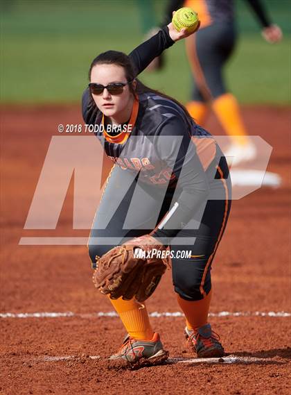 Thumbnail 3 in Dobyns-Bennett vs Sullivan Central (Eastman-Kingsport Invitational) photogallery.