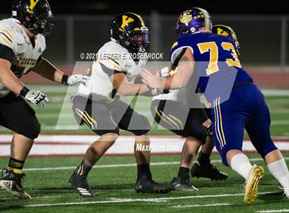 Thumbnail 3 in Yorktown vs. Granger (UIL 2A Area Playoffs) photogallery.
