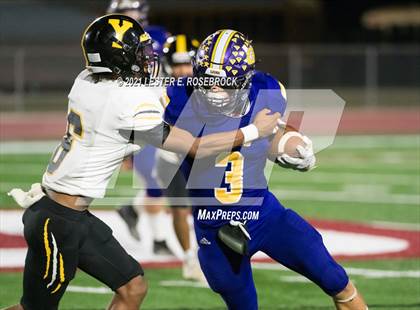 Thumbnail 2 in Yorktown vs. Granger (UIL 2A Area Playoffs) photogallery.