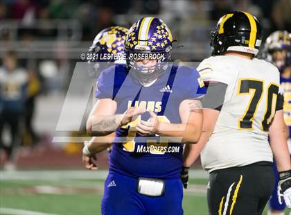 Thumbnail 3 in Yorktown vs. Granger (UIL 2A Area Playoffs) photogallery.