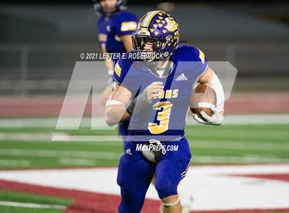 Thumbnail 3 in Yorktown vs. Granger (UIL 2A Area Playoffs) photogallery.