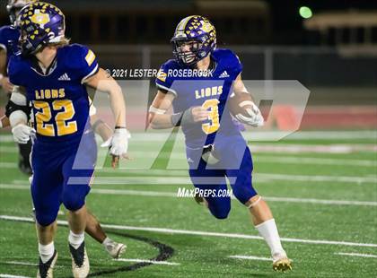 Thumbnail 3 in Yorktown vs. Granger (UIL 2A Area Playoffs) photogallery.