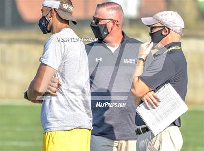 Thumbnail 2 in FR: De Soto @ Shawnee Mission West photogallery.