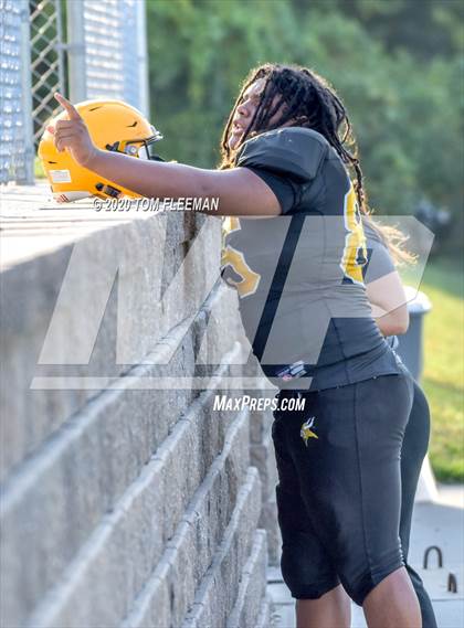 Thumbnail 3 in FR: De Soto @ Shawnee Mission West photogallery.