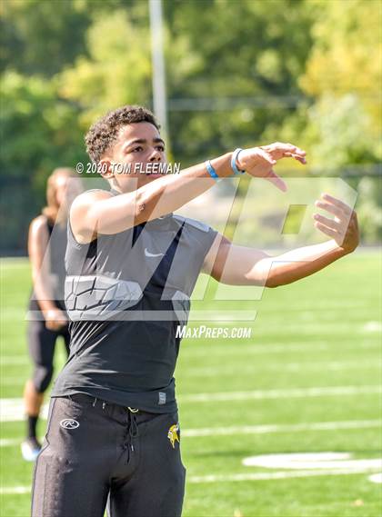 Thumbnail 2 in FR: De Soto @ Shawnee Mission West photogallery.