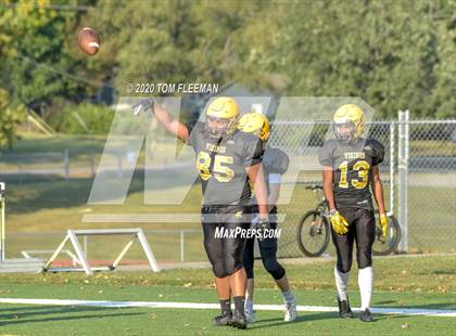 Thumbnail 2 in FR: De Soto @ Shawnee Mission West photogallery.