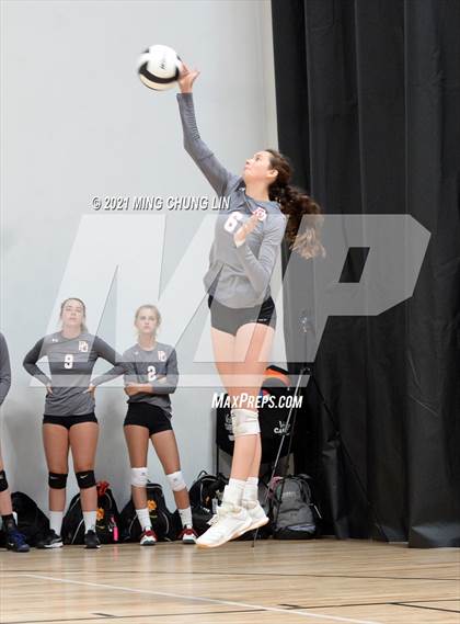 Thumbnail 2 in Crescenta Valley vs. Palm Desert (Queen's Court Tournament) photogallery.