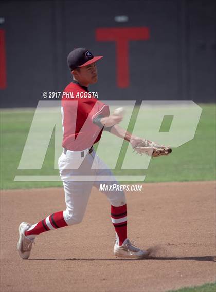 Thumbnail 3 in Glendale vs Hoover photogallery.