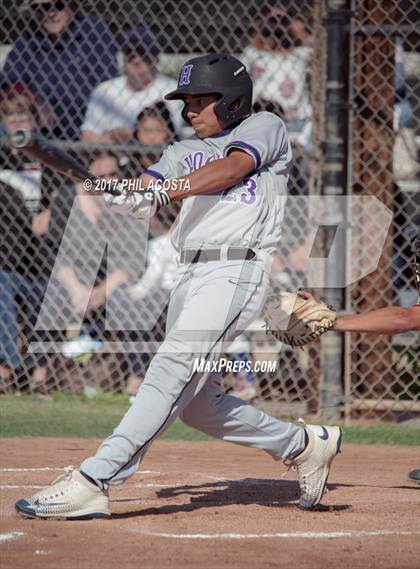 Thumbnail 1 in Glendale vs Hoover photogallery.