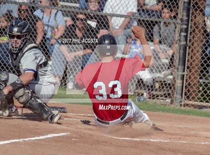 Thumbnail 1 in Glendale vs Hoover photogallery.