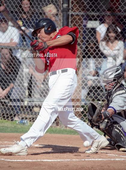 Thumbnail 2 in Glendale vs Hoover photogallery.
