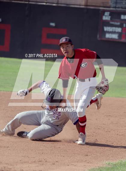 Thumbnail 2 in Glendale vs Hoover photogallery.