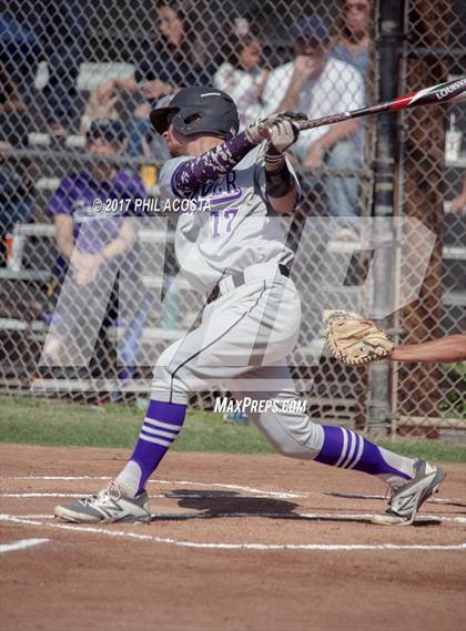 Thumbnail 2 in Glendale vs Hoover photogallery.