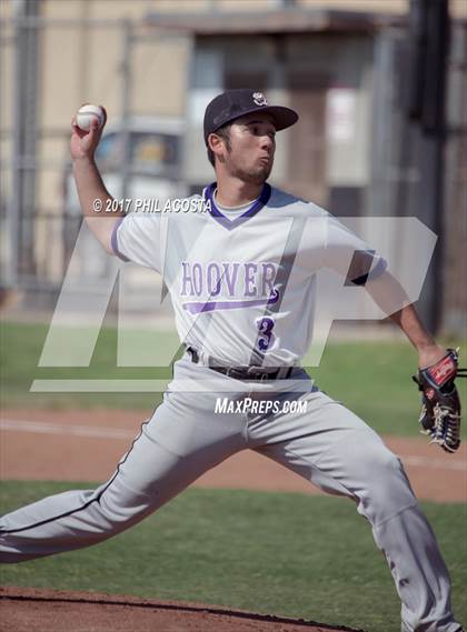 Thumbnail 2 in Glendale vs Hoover photogallery.