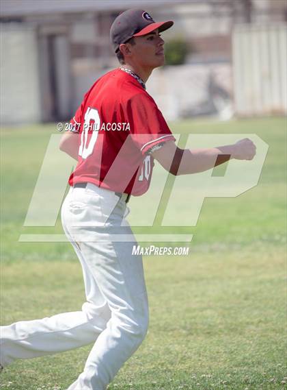 Thumbnail 1 in Glendale vs Hoover photogallery.