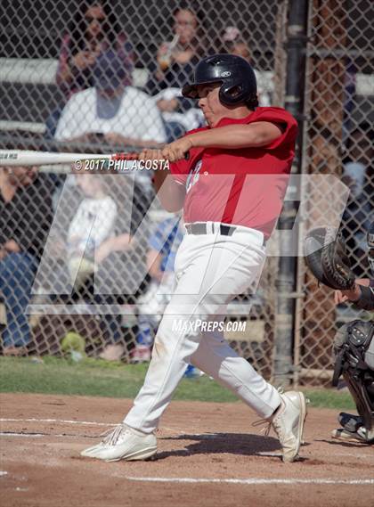 Thumbnail 2 in Glendale vs Hoover photogallery.