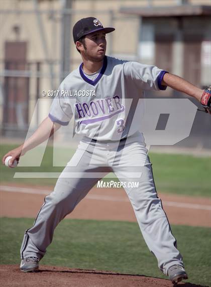 Thumbnail 1 in Glendale vs Hoover photogallery.