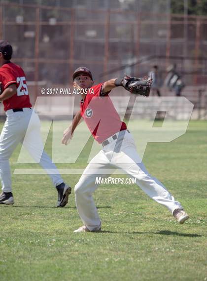 Thumbnail 2 in Glendale vs Hoover photogallery.