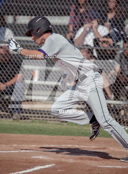 Thumbnail 2 in Glendale vs Hoover photogallery.
