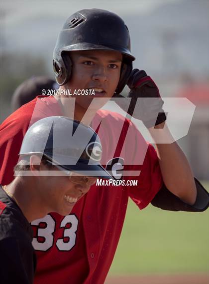 Thumbnail 1 in Glendale vs Hoover photogallery.
