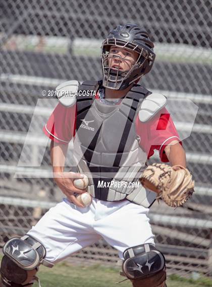 Thumbnail 1 in Glendale vs Hoover photogallery.