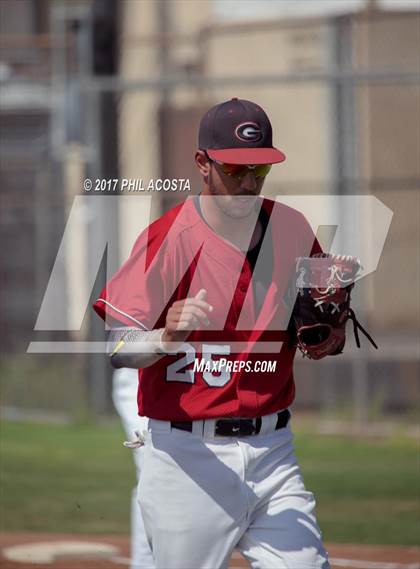 Thumbnail 2 in Glendale vs Hoover photogallery.