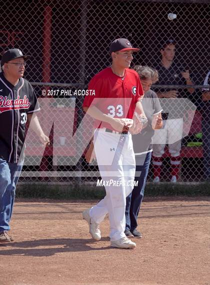 Thumbnail 3 in Glendale vs Hoover photogallery.