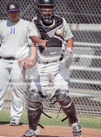 Thumbnail 3 in Glendale vs Hoover photogallery.