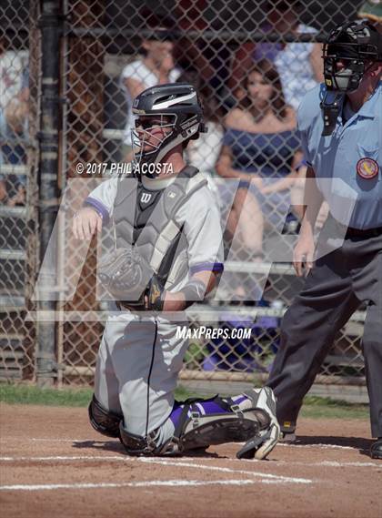 Thumbnail 1 in Glendale vs Hoover photogallery.