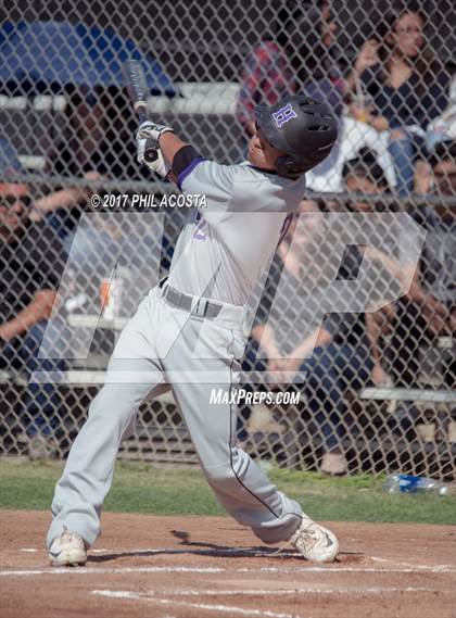 Thumbnail 3 in Glendale vs Hoover photogallery.