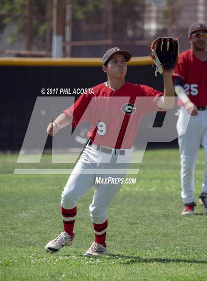 Thumbnail 3 in Glendale vs Hoover photogallery.