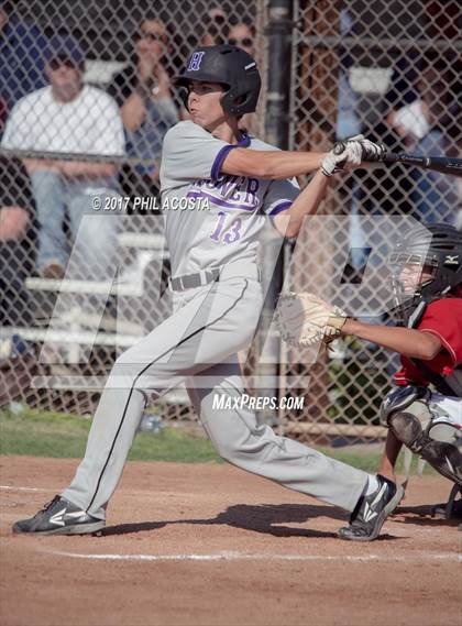 Thumbnail 2 in Glendale vs Hoover photogallery.