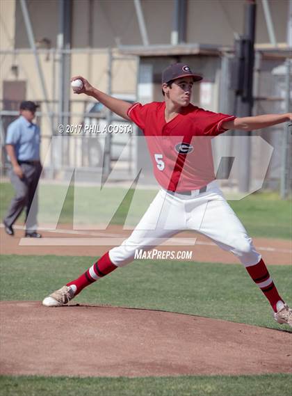 Thumbnail 3 in Glendale vs Hoover photogallery.
