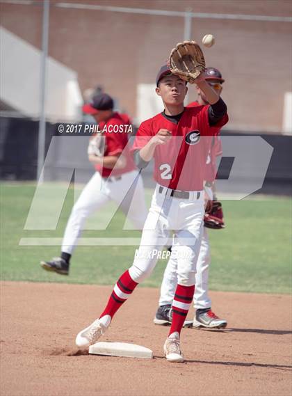 Thumbnail 2 in Glendale vs Hoover photogallery.